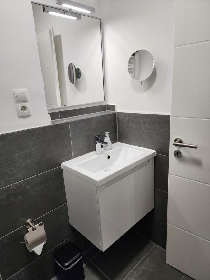 Davin City Aparments - Self-Check-In Hamburg Luaran gambar