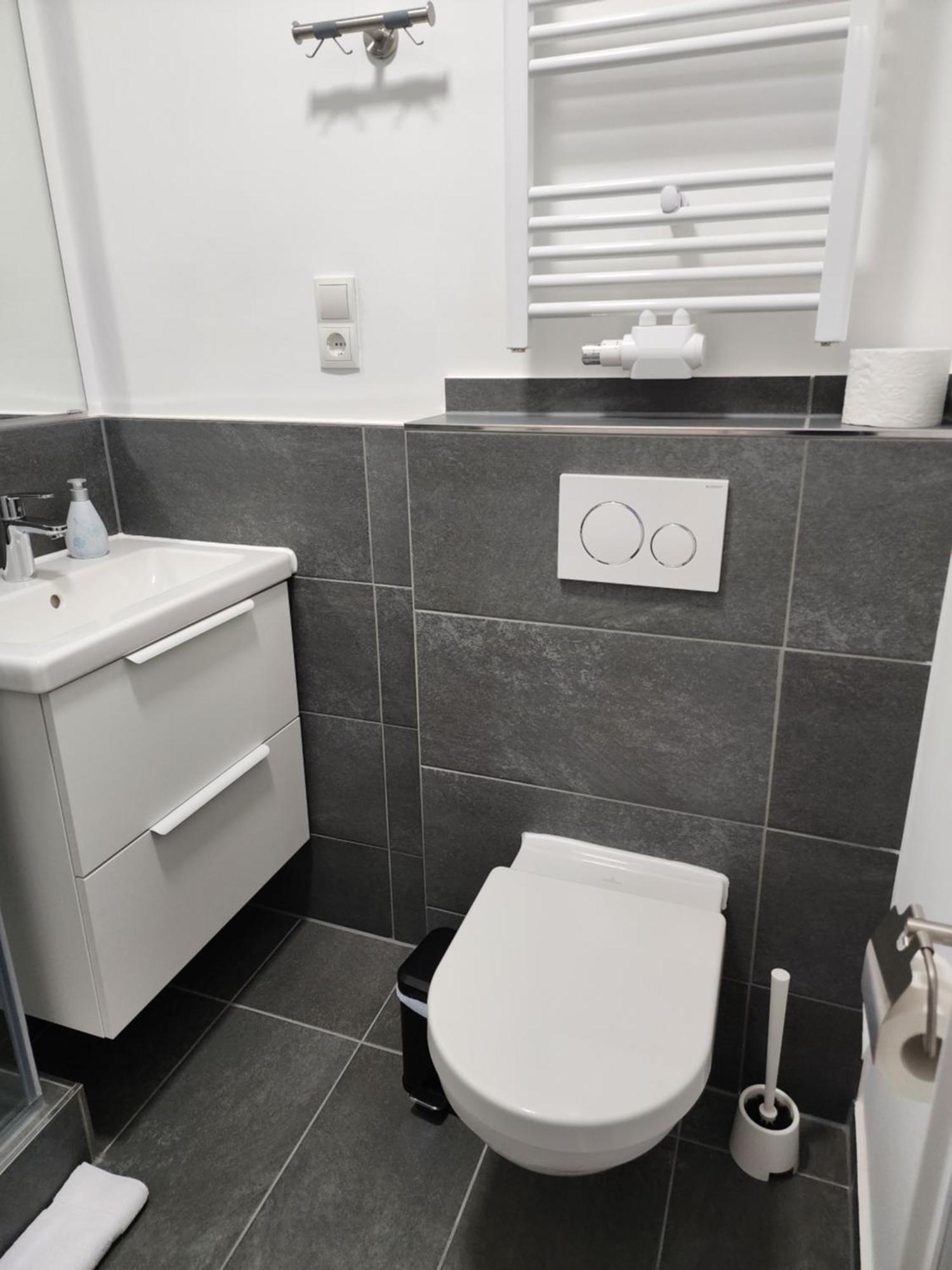 Davin City Aparments - Self-Check-In Hamburg Luaran gambar