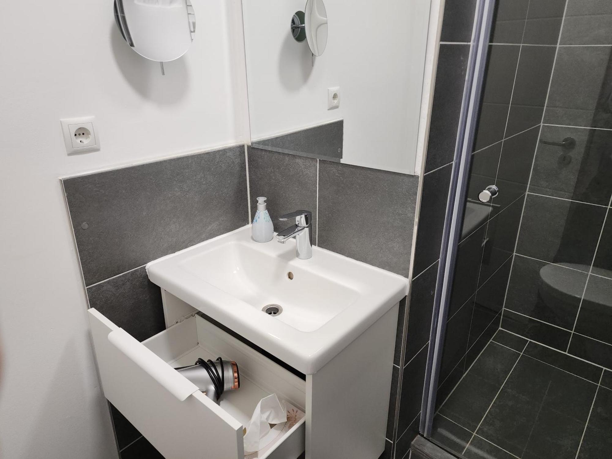 Davin City Aparments - Self-Check-In Hamburg Luaran gambar